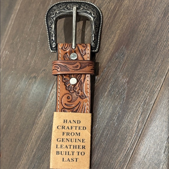 Montauk Genuine Leather Tooled Western Rodeo,filigree buckle,single stitch edge - Picture 4 of 11